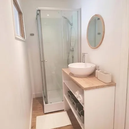 Apartment Petit Cocon Avec Terrasse Privee A Barthelemy Saint-Barthelemy-d'Anjou